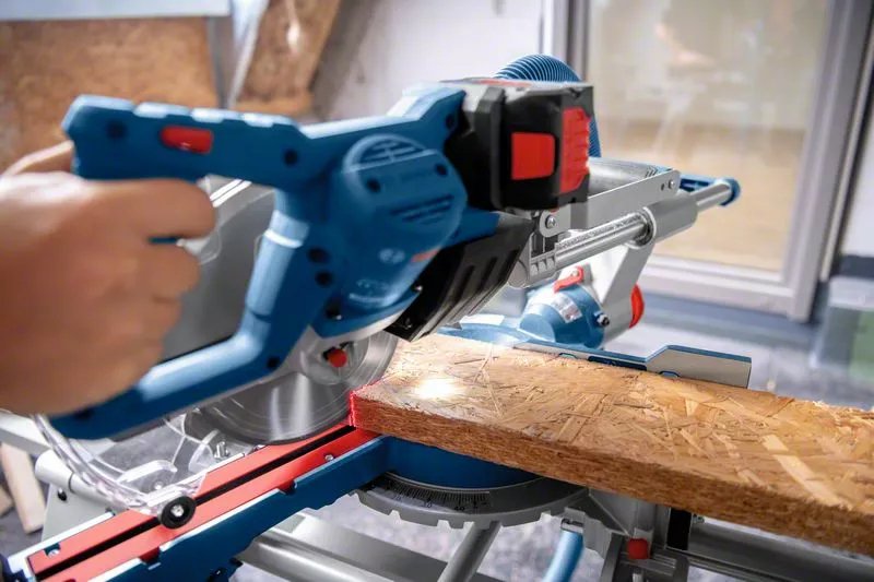 EAN 4059952613239 - Bosch GCM 18V-216 D PROFESSIONAL 5000 RPM imagen 10