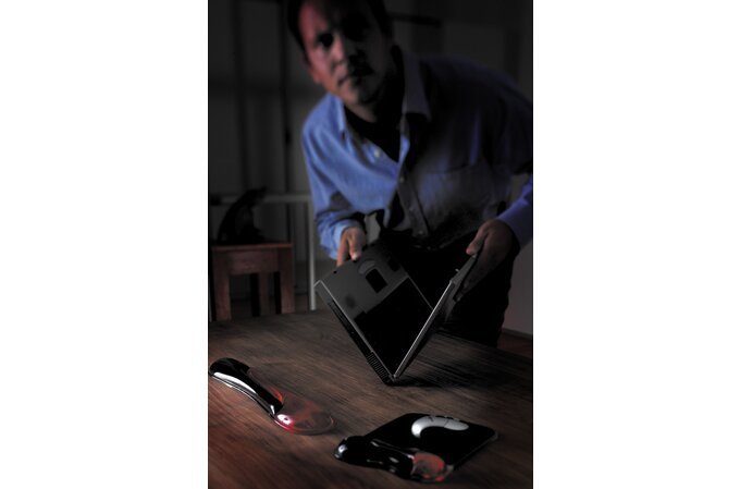 EAN 0636638006246 - Kensington 62402 alfombrilla para ratón Negro, Rojo imagen 8