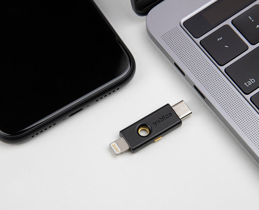 EAN 5060408461969 - Yubico YubiKey 5Ci imagen 2