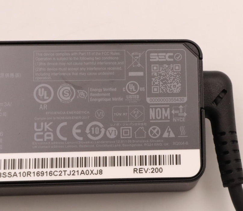 EAN 5715063427071 - Lenovo 5A10W86249 adaptador e inversor de corriente Interior 45 W Negro imagen 5