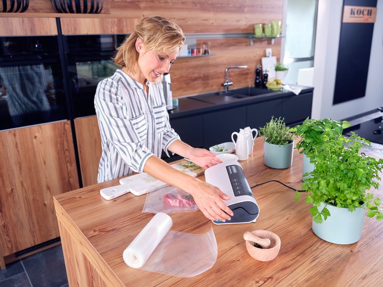 EAN 4006501032355 - Leifheit Vacu Power 300 sellador al vacío 750 mbar Negro, Turquesa, Blanco imagen 3