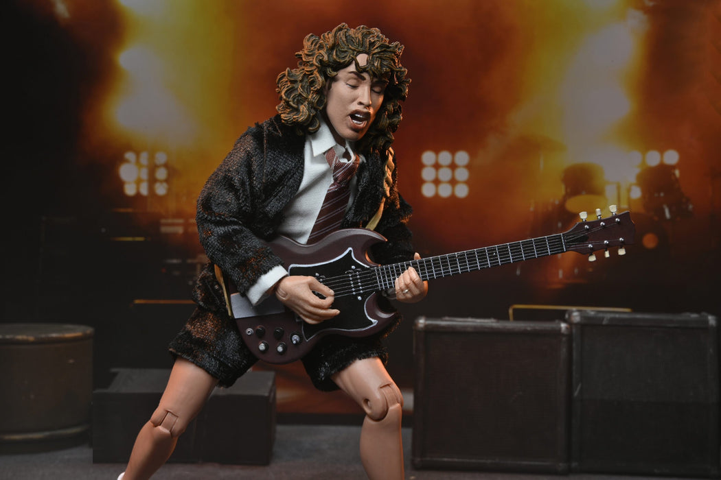 EAN 0634482432709 - NECA Angus Young (Highway to Hell) imagen 7
