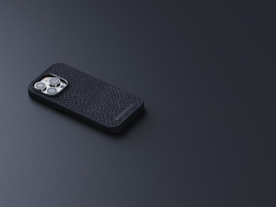 EAN 8720574621129 - Njord byELEMENTS Salmon Leather Magsafe funda para teléfono móvil 15,5 cm (6.1") Negro imagen 24