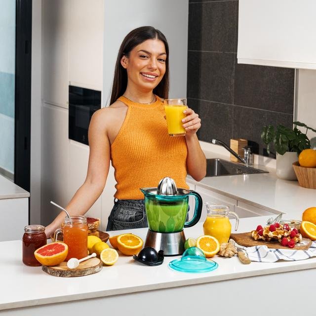 EAN 8435484043946 - Cecotec Zitra prensa de cítricos eléctricos 1 L 60 W Acero inoxidable imagen 3