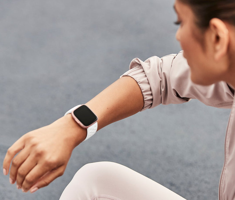 EAN 0811138034948 - Fitbit FB171SBWTS Accesorios para dispositivos vestibles inteligentes Grupo de rock Blanco Aluminio, Elas imagen 5