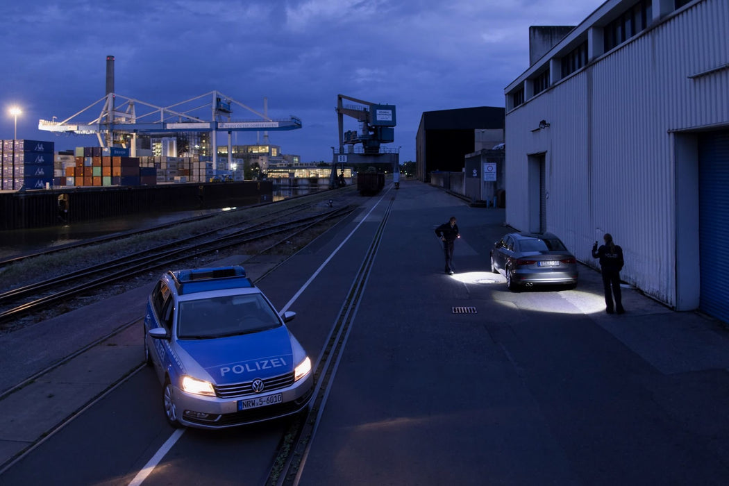 EAN 4029113980203 - Ledlenser T² Negro Linterna de mano LED imagen 3