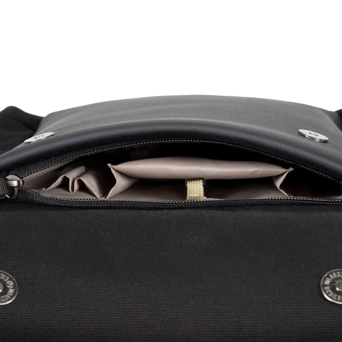 EAN 4260403579206 - Rivacase 8524 35,6 cm (14") Mochila Negro imagen 25