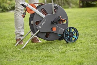 EAN 4078500032919 - Gardena AquaRoll L Easy Tambor de carrete Manual Negro, Azul, Naranja imagen 2