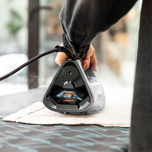 EAN 8435484018777 - Cecotec IronHero 3200 Double Steam i-Pump Plancha a vapor 3200 W Negro, Azul oscuro imagen 6