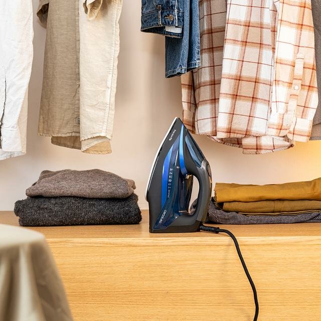 EAN 8435484018777 - Cecotec IronHero 3200 Double Steam i-Pump Plancha a vapor 3200 W Negro, Azul oscuro imagen 5