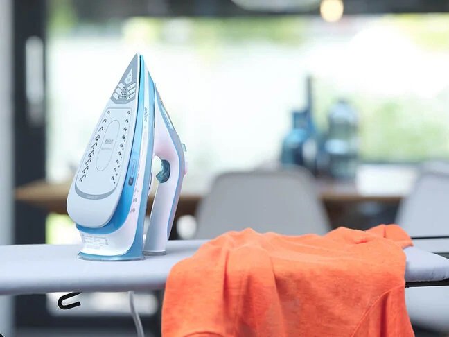 EAN 8021098270733 - Braun TexStyle 5 SI 5006 BL Plancha vapor-seco Suela de cerámica 2600 W Azul, Gris, Blanco imagen 4