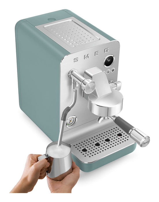 EAN 8017709346973 - Smeg EMC02EGMEU cafetera eléctrica Manual Máquina espresso 1,7 L imagen 13