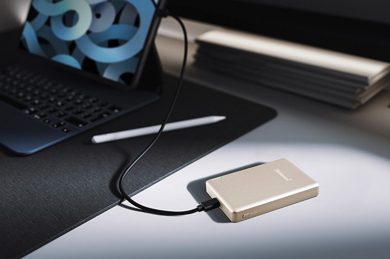 EAN 4034303036219 - Intenso MW10000 Polímero de litio Cargador inalámbrico imagen 2