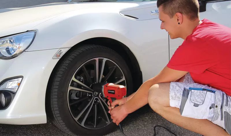 EAN 4006825635829 - Einhell CC-IW 950/1 2300 RPM Negro, Rojo 950 W imagen 3