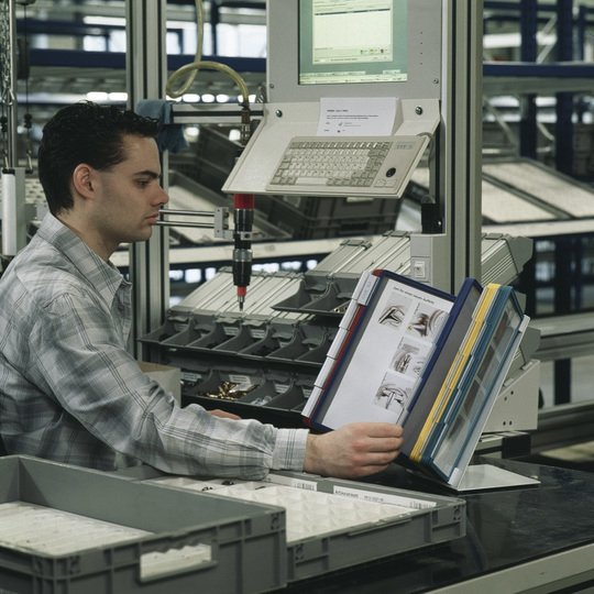 EAN 4005546501031 - Durable VARIO Desk Unit 20 Complete archivador Gris imagen 10