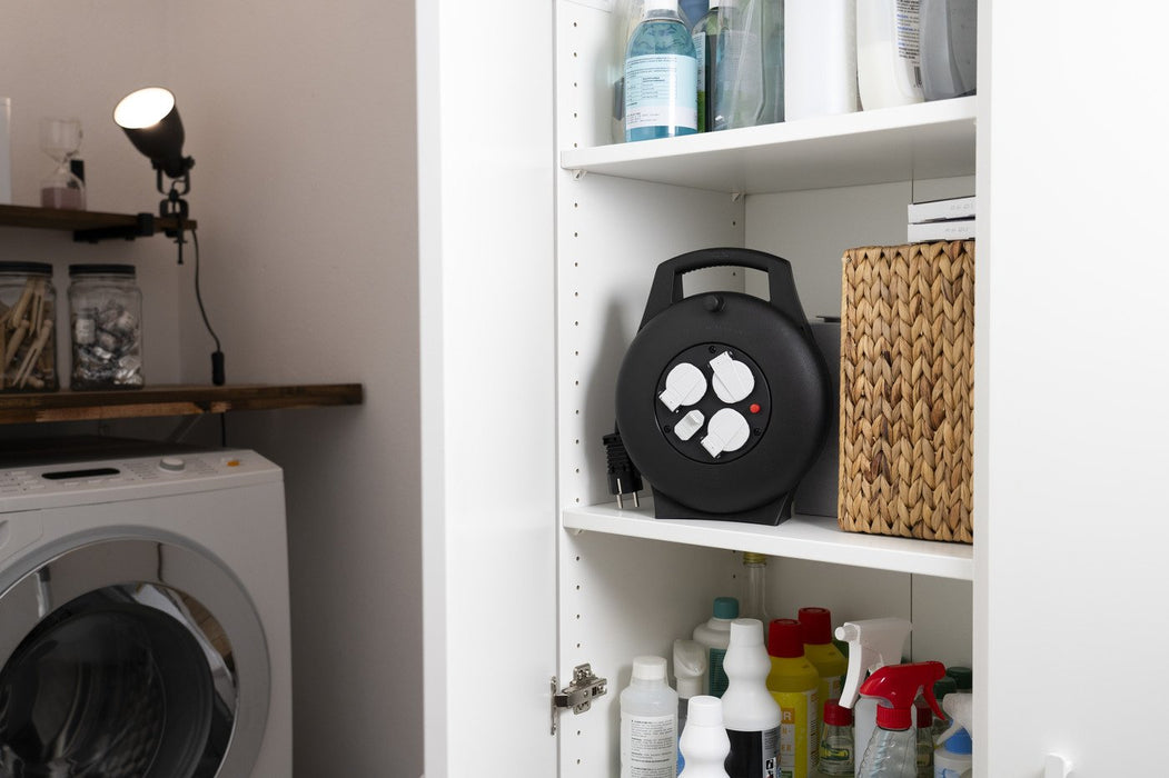 EAN 4007123688272 - Brennenstuhl 1093900600 base múltiple 10 m 3 salidas AC Interior Negro imagen 9