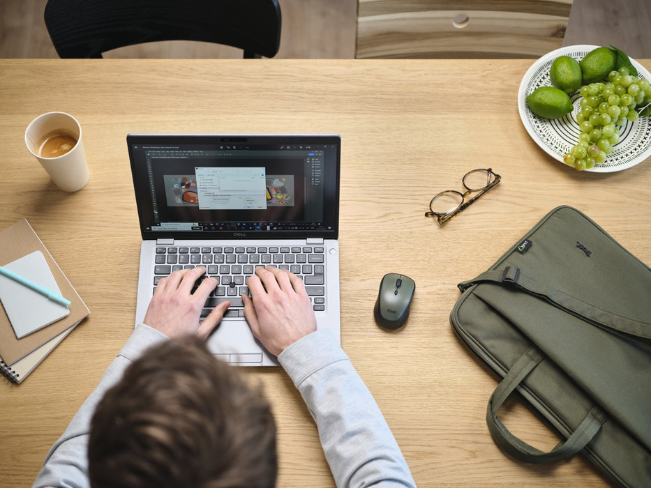 EAN 8713439249897 - Trust Bologna 40,6 cm (16") Maletín Verde imagen 11