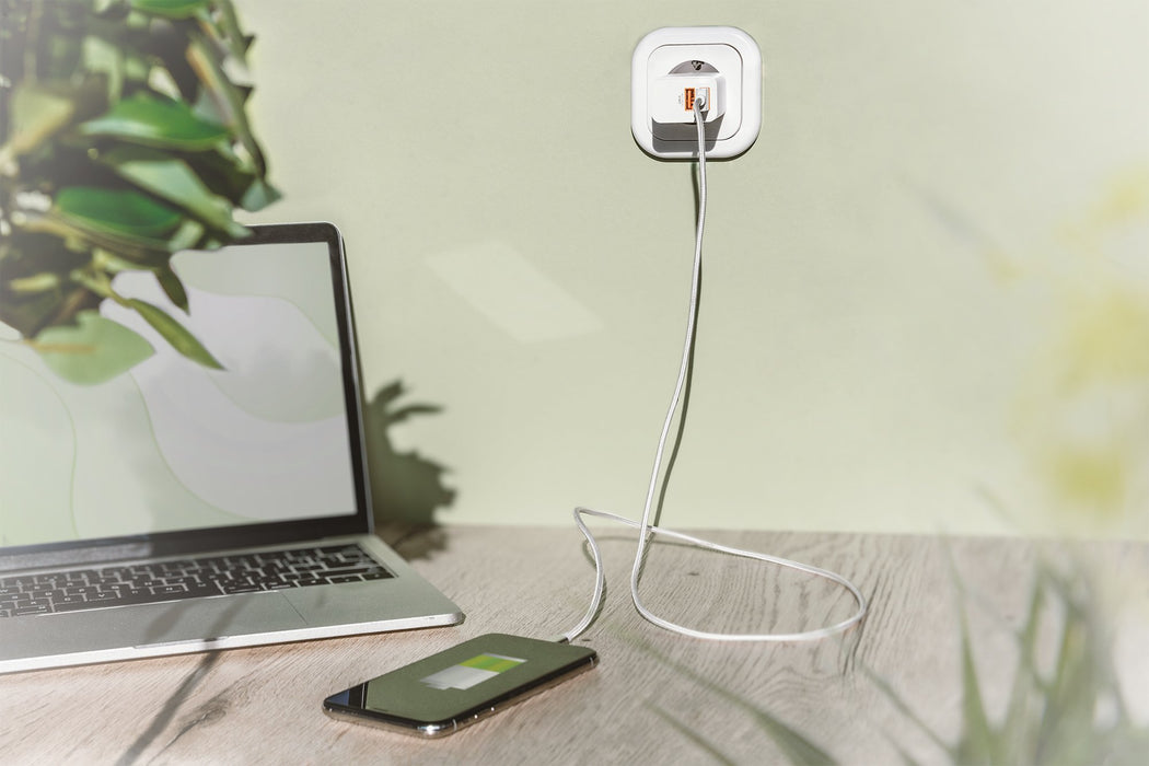 EAN 4016032482673 - Digitus DA-10061 cargador de dispositivo móvil Smartphone Blanco Corriente alterna Interior imagen 2