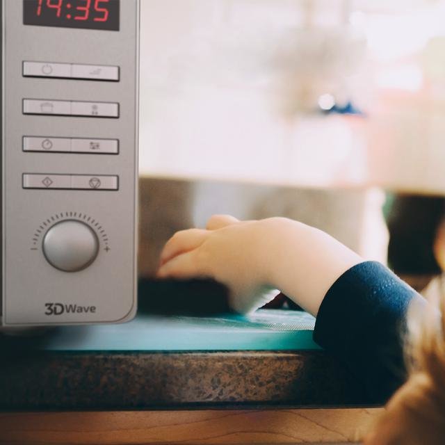 EAN 8435484015325 - Cecotec 01532 microondas Plata Solo microondas Encimera 20 L 700 W imagen 7