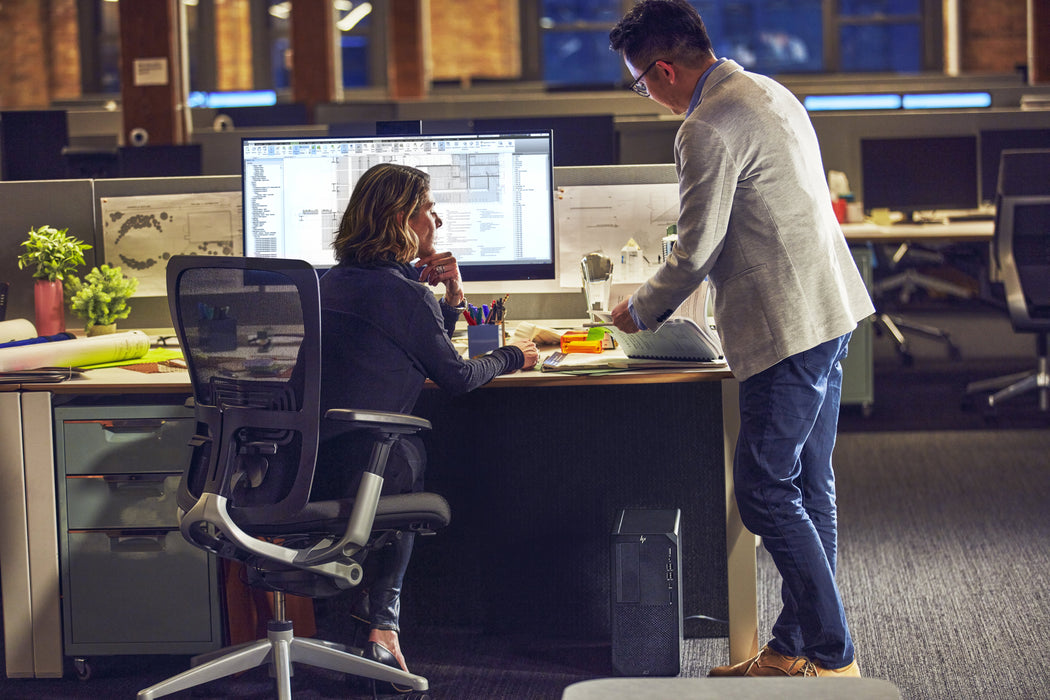 EAN 198122988556 - HP Z2 G9 Intel® Core™ i7 i7-14700K 32 GB DDR5-SDRAM 1 TB SSD Windows 11 Pro Torre Puesto de trabajo AI Wor imagen 4