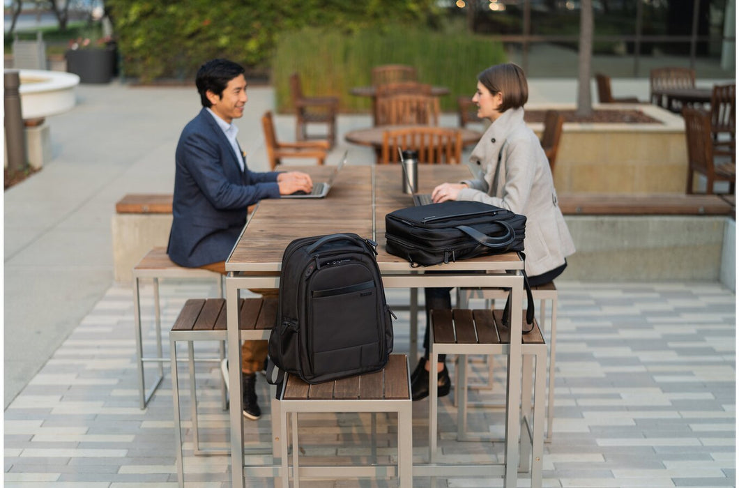 EAN 5028252596893 - Kensington Contour 2.0 39,6 cm (15.6") Negro imagen 12