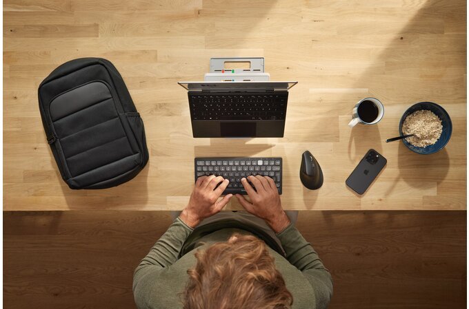 EAN 0085896603917 - Kensington K60391WW maletines para portátil 35,6 cm (14") Mochila Negro imagen 10