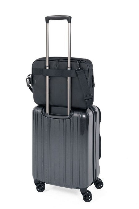 EAN 4024023022210 - TROIKA BBL63/BK bolso y bandolera Poliéster, Poliuretano (PU), Lona alquitranada Negro Hombre Bolsa de ho imagen 3