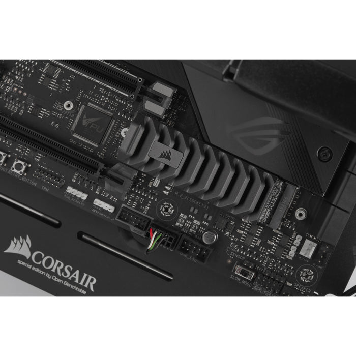 EAN 0840006645092 - Corsair MP600 PRO XT 2 TB M.2 PCI Express 4.0 NVMe 3D TLC NAND imagen 1