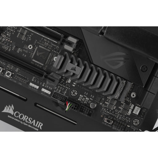 EAN 0840006645108 - Corsair MP600 PRO XT 4 TB M.2 PCI Express 4.0 NVMe 3D TLC NAND imagen 1