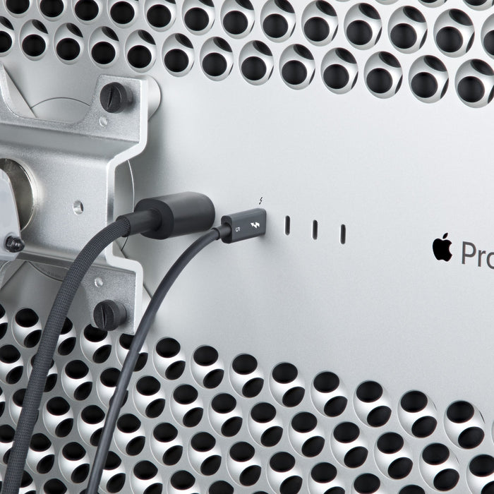 EAN 0065030910064 - StarTech.com TBLT5MM80CM240W cable Thunderbolt 0,8 m 80 Gbit/s Negro imagen 7