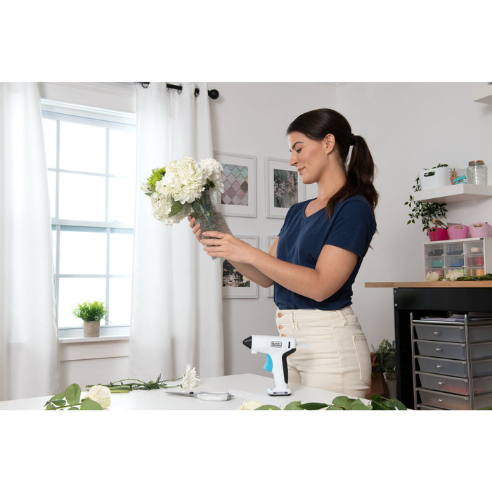 EAN 5035048788660 - Black & Decker BCGL115-XJ pistola y lápiz de silicona caliente imagen 18