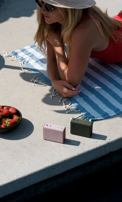 EAN 7350088302835 - Urbanista Sydney Altavoz monofónico portátil Oro rosa 3 W imagen 5