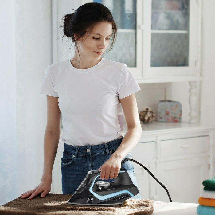 EAN 8422160051401 - Ufesa PV2600 Plancha vapor-seco Suela de cerámica 2600 W Negro imagen 2