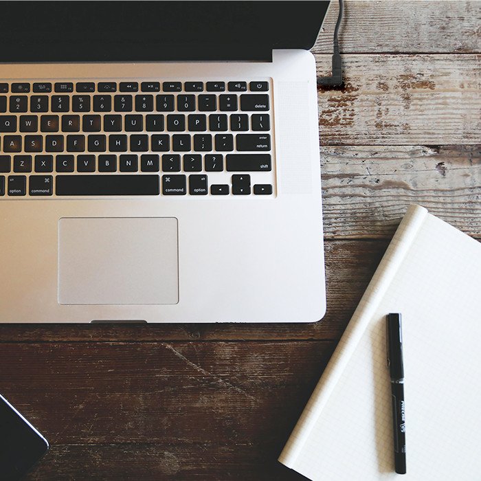 EAN 5901878510255 - Qoltec 51025 adaptador e inversor de corriente Interior Negro imagen 5