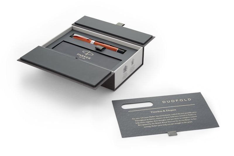 EAN 3501179313764 - Parker Duofold pluma estilográfica Rojo 1 pieza(s) imagen 2