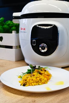 EAN 3045386381869 - Tefal CY851130 olla multi-cocción 6 L Cromo, Blanco imagen 22