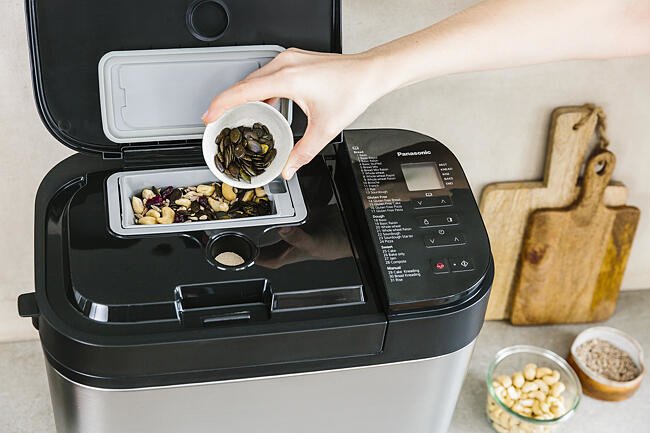 EAN 5025232915491 - Panasonic SD-YR2550SXE panificadora 550 W Negro, Plata imagen 6