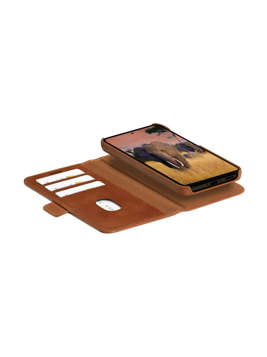 EAN 5711428060389 - dbramante1928 Lynge funda para teléfono móvil 15,8 cm (6.2") Funda cartera Bronceado imagen 2