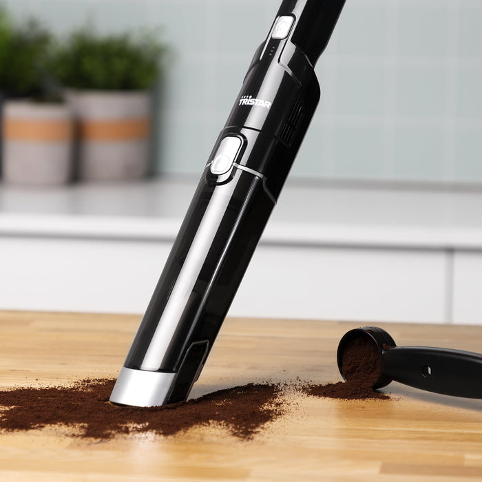 EAN 8713016100580 - Tristar KR-3150 aspiradora de mano Negro, Plata Sin bolsa imagen 6