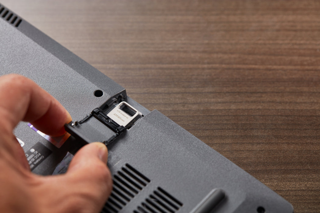 EAN 0740617327984 - Kingston Technology DataTraveler Micro unidad flash USB USB tipo A 3.2 Gen 1 (3.1 Gen 1) Plata imagen 8