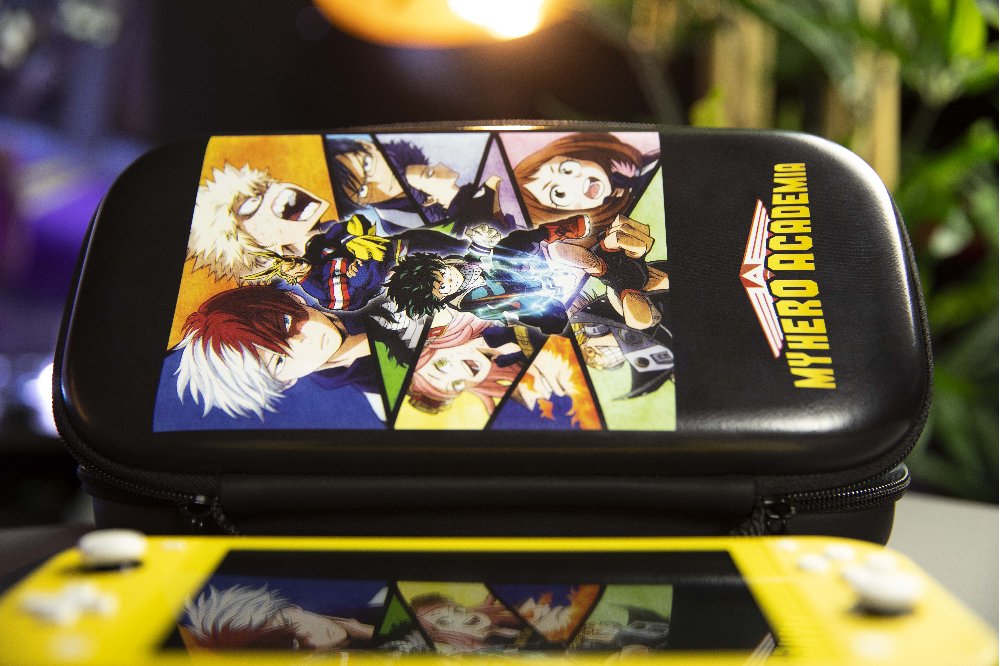 EAN 3328170288149 - Konix My Hero Academia Funda protectora rígida Nintendo EVA (Etileno Acetato de Vinilo) Negro, Multicolor imagen 2