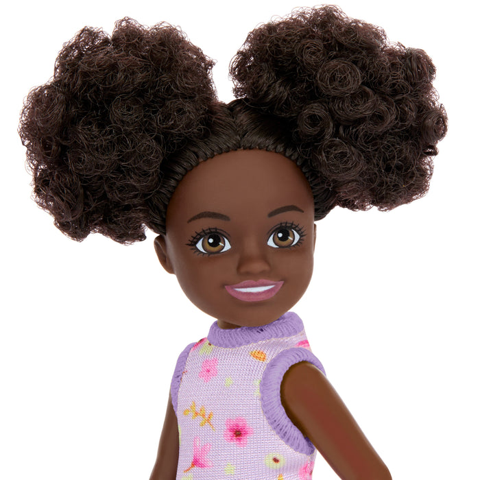 EAN 0194735234554 - Barbie Chelsea HXM96 muñeca imagen 2