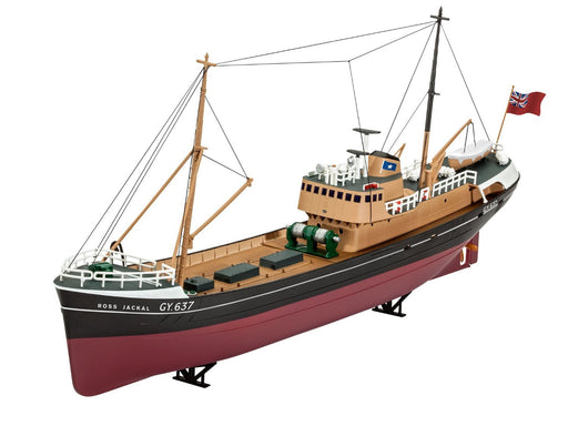EAN 4009803052045 - Revell North Sea Trawler Maqueta de barco de pesca Kit de montaje 1:142 imagen 1