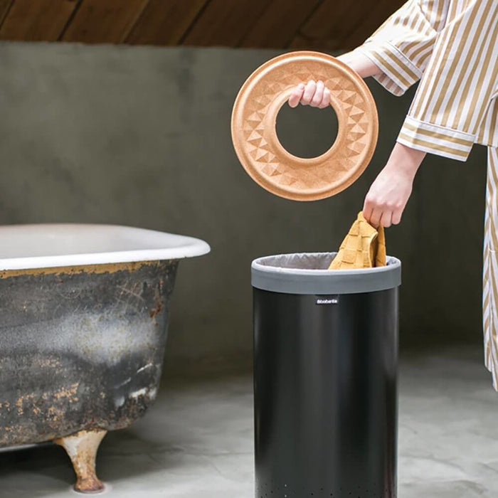 EAN 8710755120008 - Brabantia 120008 cesto para ropa 35 L Alrededor Negro imagen 3