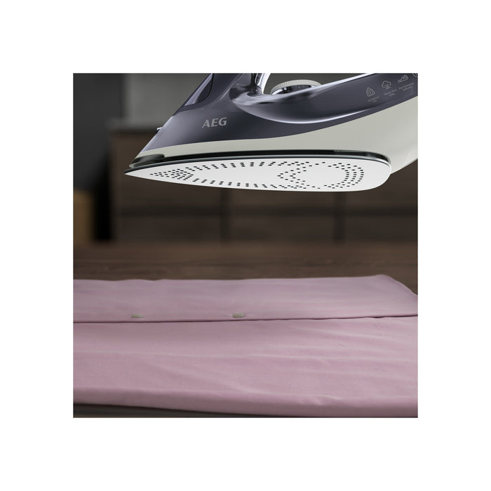 EAN 7332543795260 - AEG SI6-1-2MN Plancha a vapor Suela de cerámica 2400 W Azul, Marina imagen 4