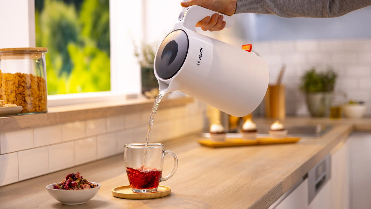 EAN 4242005397631 - Bosch TWK2M161 tetera eléctrica 1,7 L 2400 W Blanco imagen 8