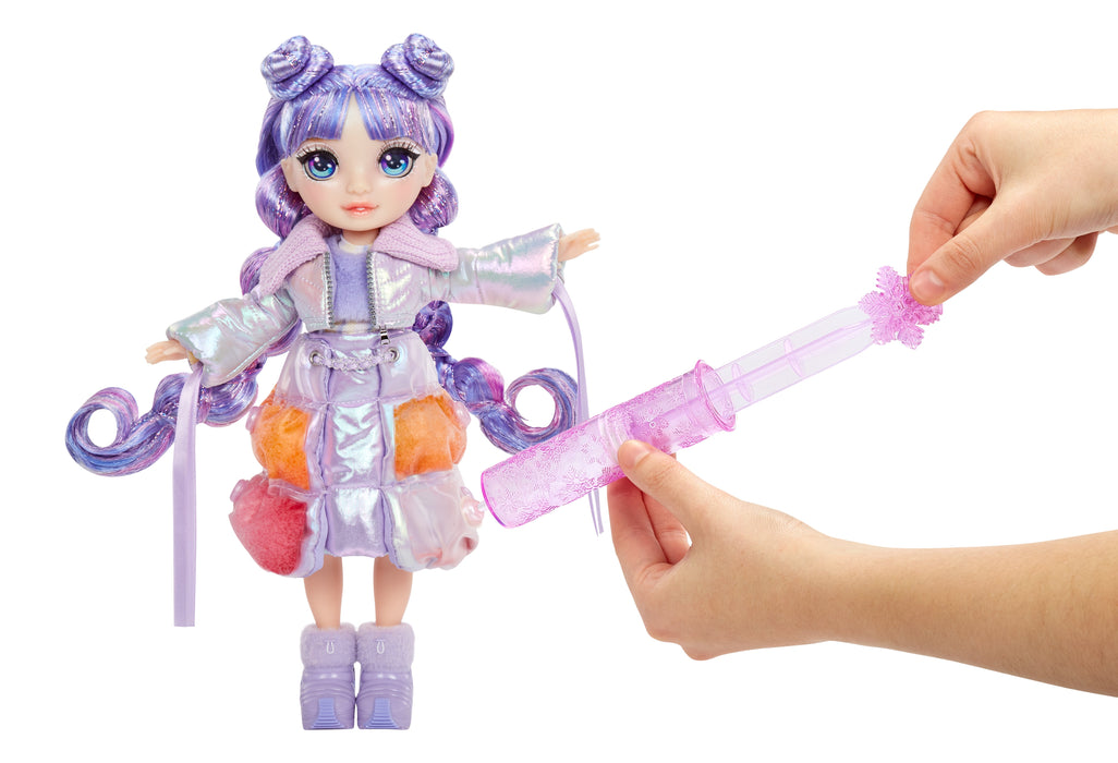 EAN 0035051120865 - Rainbow High Winter Wonderland Doll- Violet (Purple) imagen 3