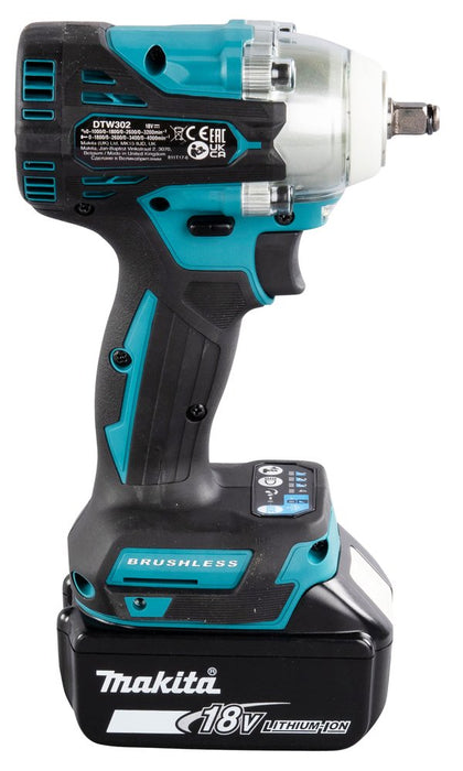 EAN 0088381748742 - Makita DTW302Z atornilladora de impacto con batería 3/8" 3200 RPM Negro, Azul 18 V imagen 6