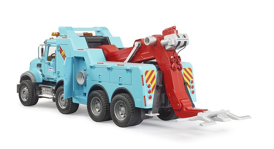 EAN 4001702028312 - BRUDER MACK Granite Recovery and Towing Truck imagen 4