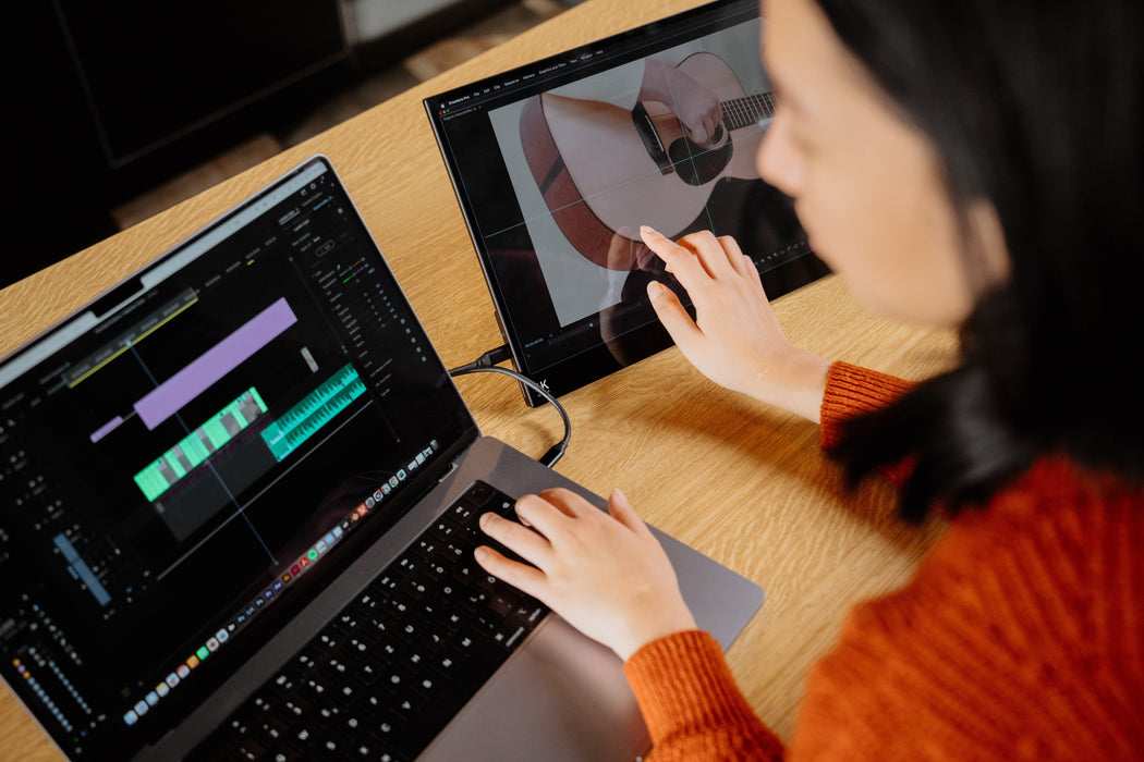 EAN 0023942322122 - Verbatim 32239 pantalla para PC 43,9 cm (17.3") 3840 x 2160 Pixeles 4K Ultra HD LCD Pantalla táctil Negro imagen 2